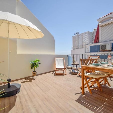 Central & Stylish 2 Bedroom Apartment W/ Balcony Кашкайш Екстериор снимка